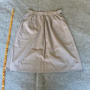 SELECTED Mid-length Skirt with Pockets! (size M)